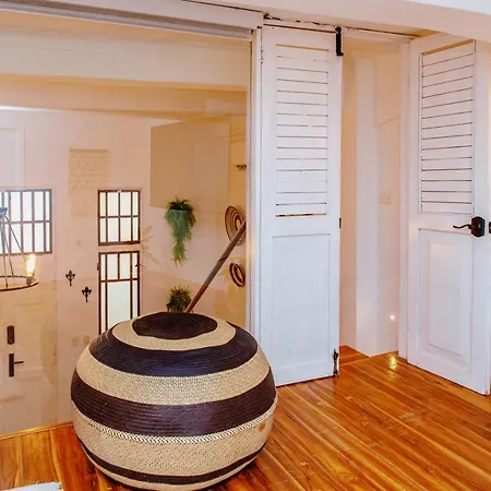 Inside Walled City, 2 Bedrooms, Very Unique And Quite