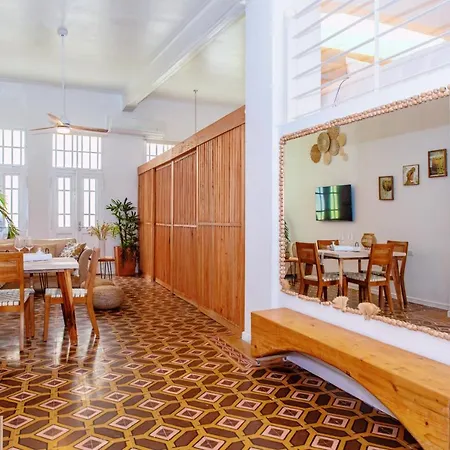 Apartment Inside Walled City, 2 Bedrooms, Very Unique And Quite Cartagena